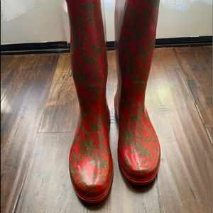 Lightly Lined Red Rain boots
